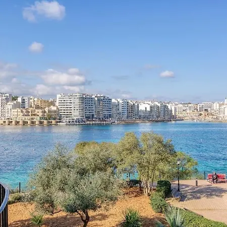 Wonderful And Spacious Seaview In * Sliema