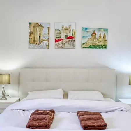Wonderful And Spacious Seaview In Daire