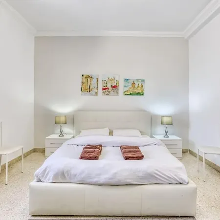 Wonderful And Spacious Seaview In *