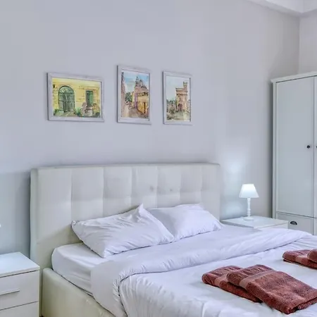 Apartmán Wonderful And Spacious Seaview In Sliema