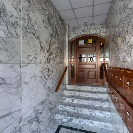 Wonderful And Spacious Seaview In דירה סליאמה