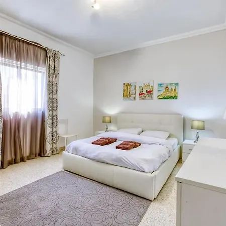 Apartmán Wonderful And Spacious Seaview In