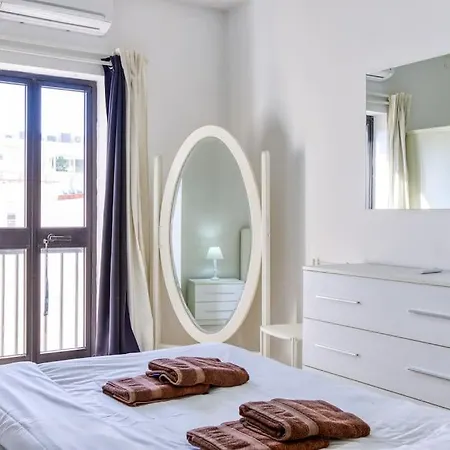 Wonderful And Spacious Seaview In *