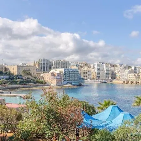 Daire Wonderful And Spacious Seaview In Sliema
