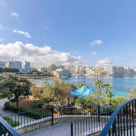 Wonderful And Spacious Seaview In Apartment Sliema